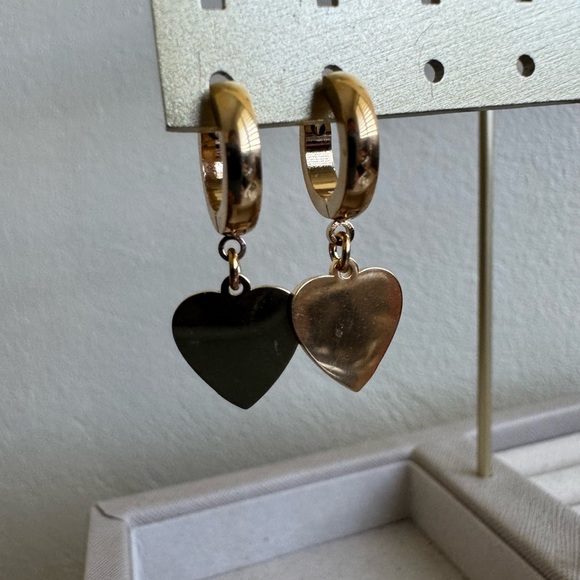 NEW Stainlees Steel Gold Heart Dangle Hoop Earrings - Picture 3 of 9